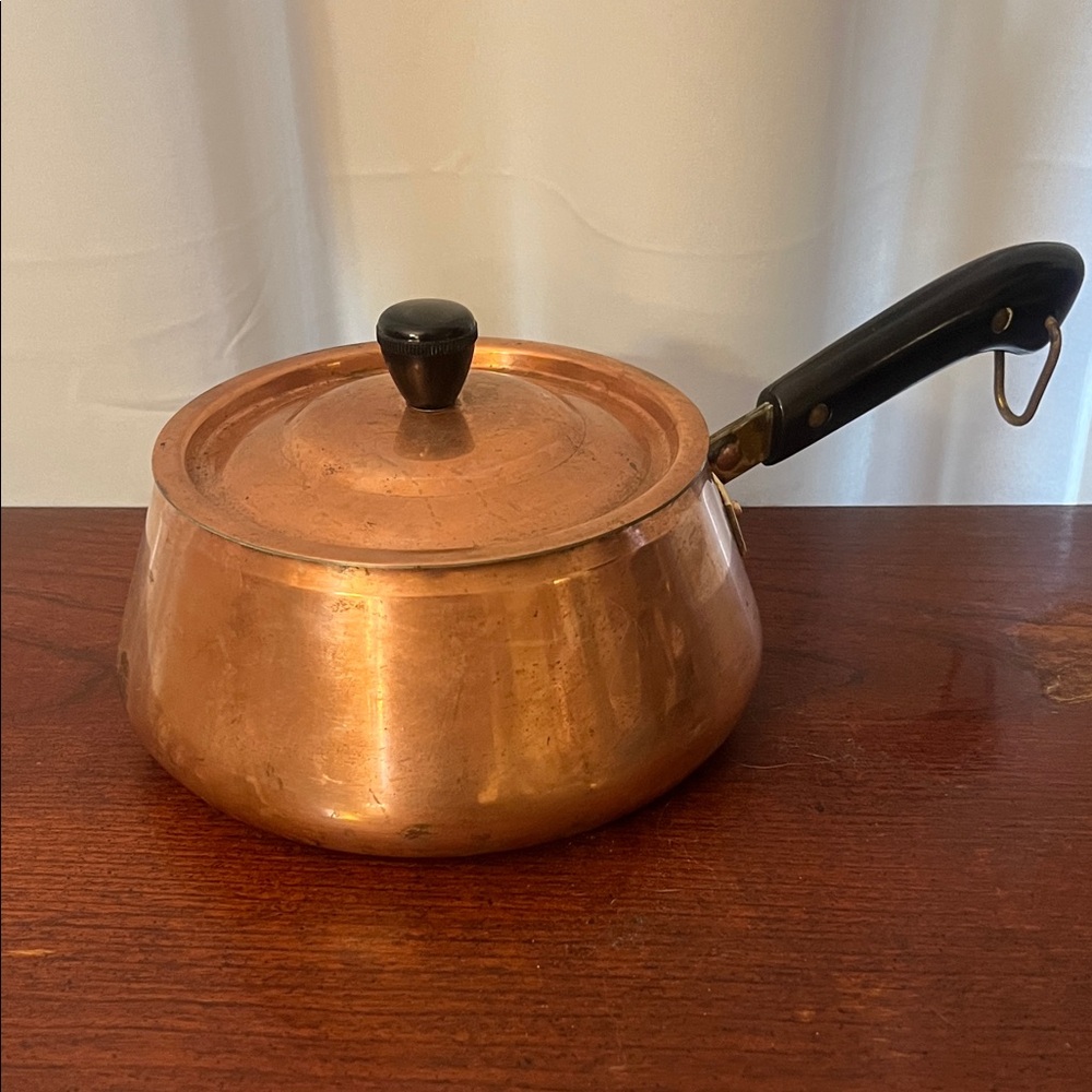 RARE! Vintage Villedieu Copper Saucepan w Bakelite Handles & Lid